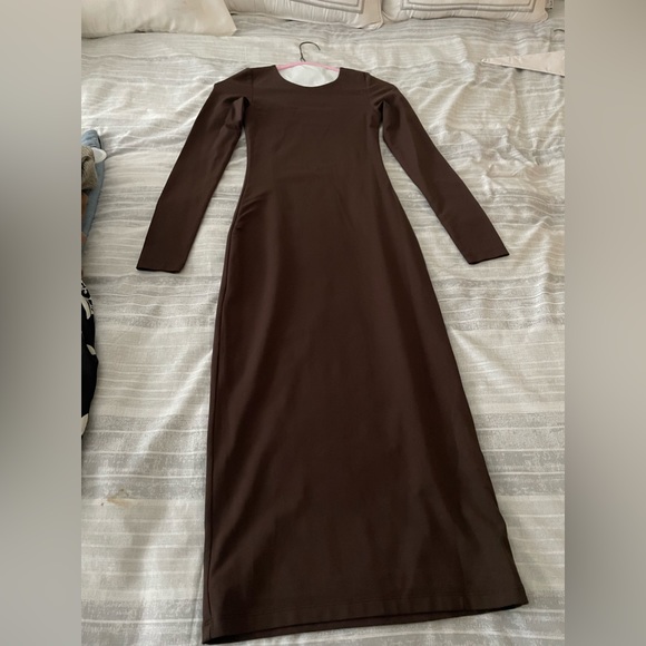 Aritzia Dresses Aritzia Bodycon Long Sleeve Dress Poshmark